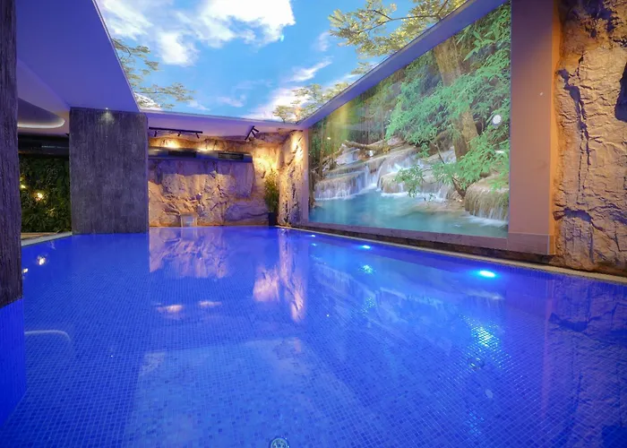 Sky Penthouse With Hot Tub Zlatibor