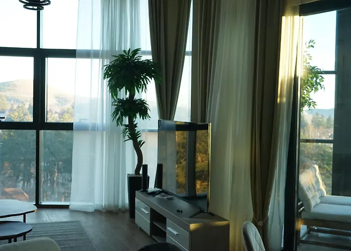 Sky Penthouse With Hot Tub *